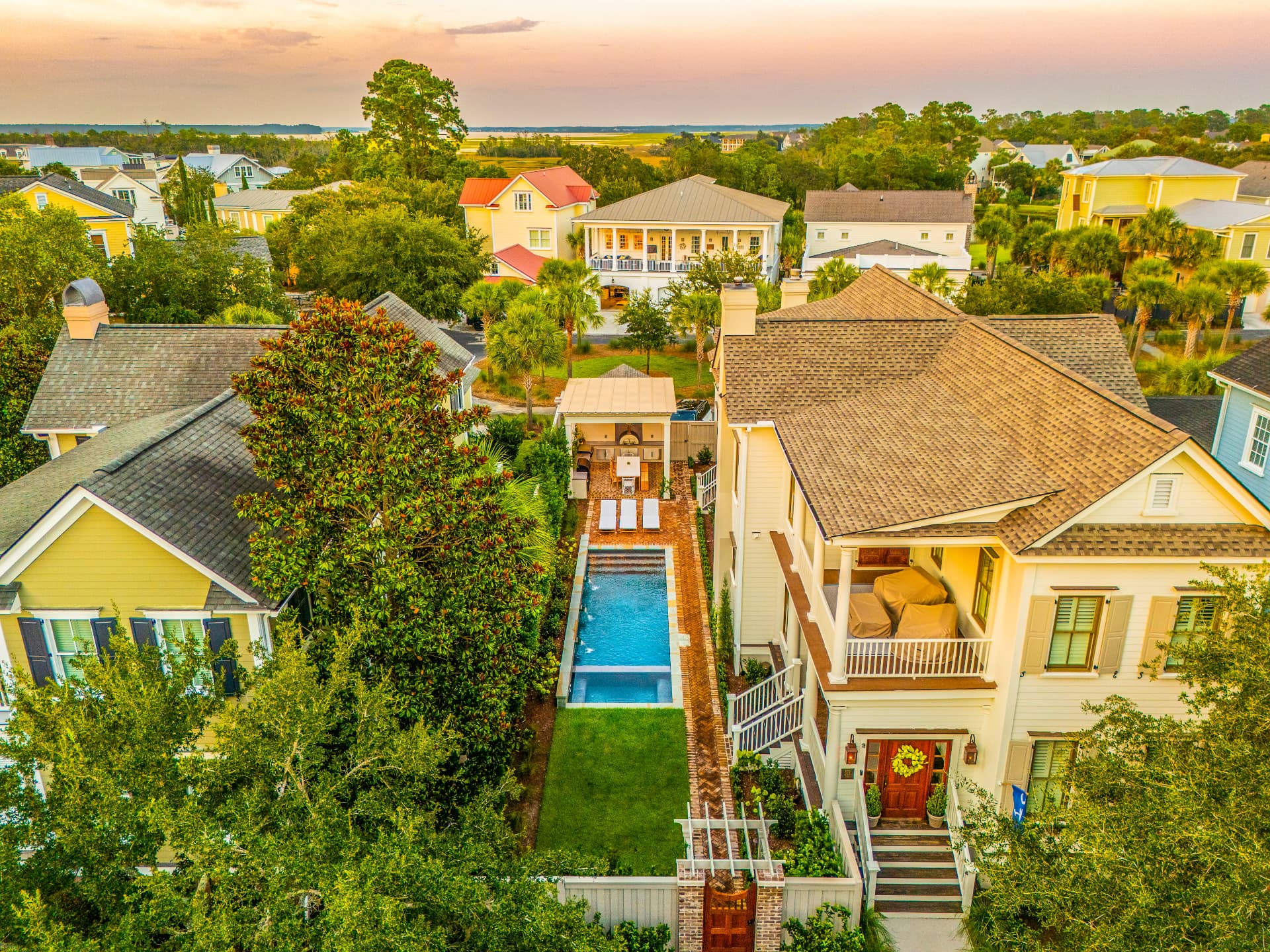 Narrow-lot lap pool, Heritage Pools project