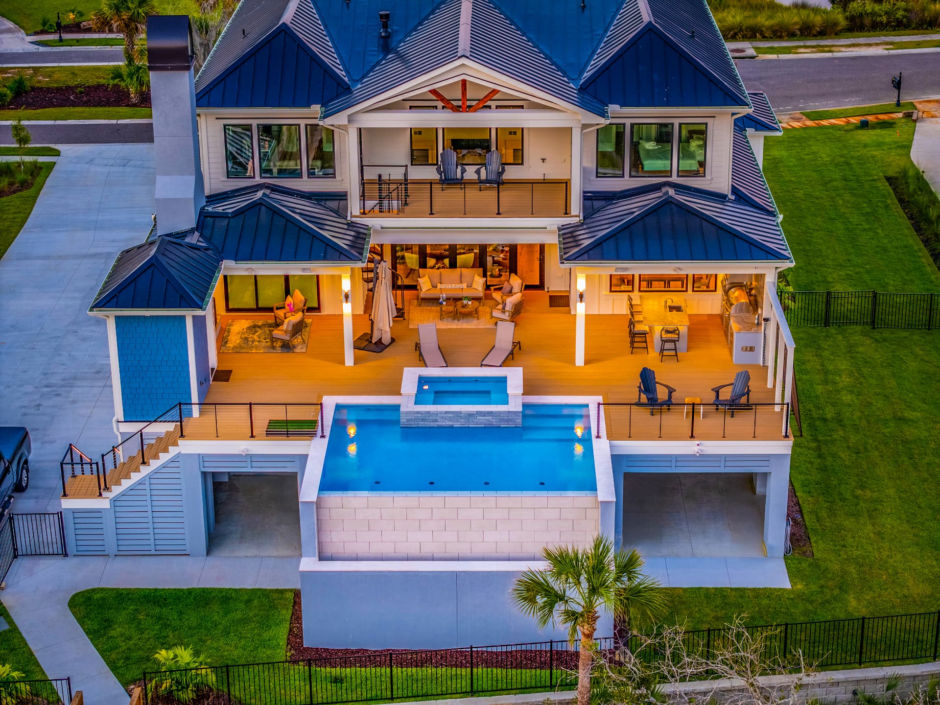 Elevated pools, Heritage Pools build in the Charleston Lowcountry